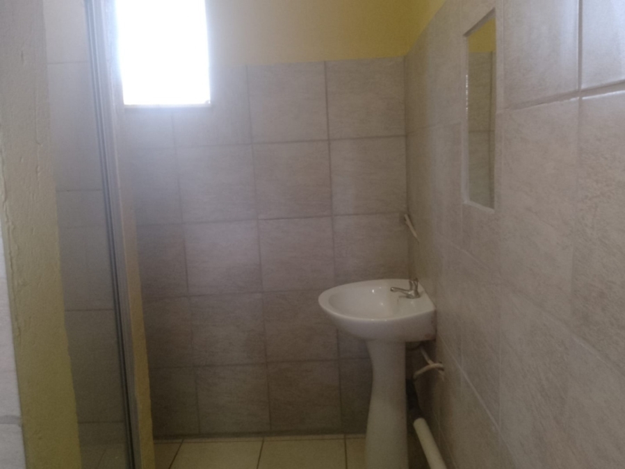 1 Bedroom Property for Sale in Brandwag Free State